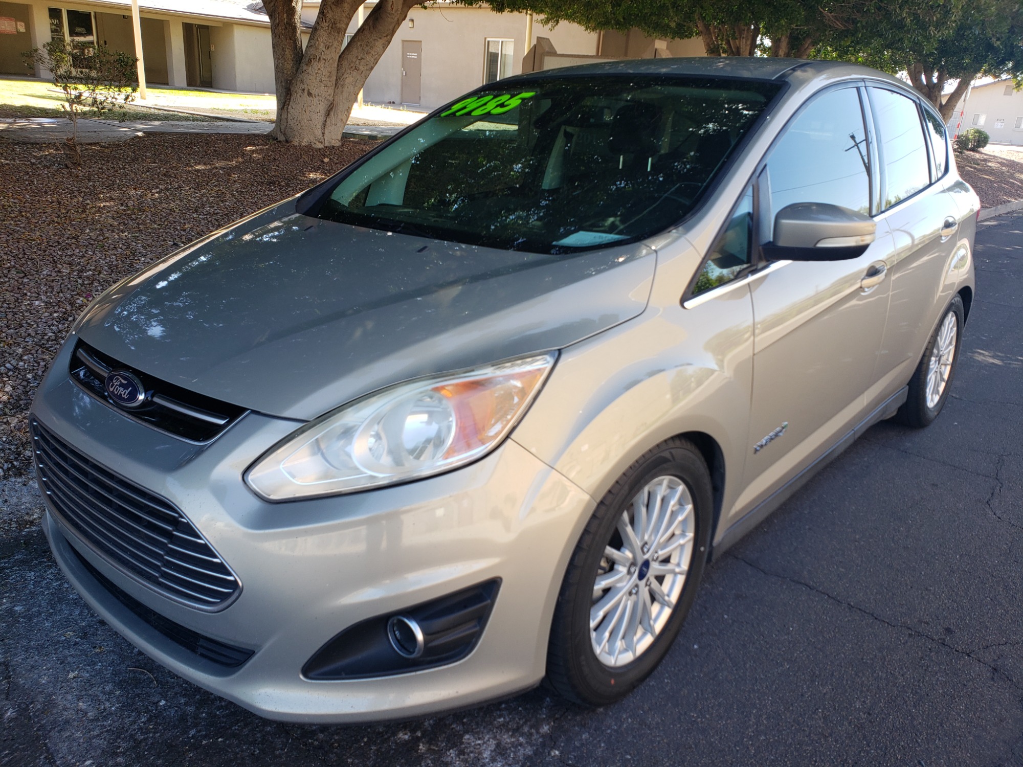 photo of 2015 Ford C-Max Hybrid SEL
